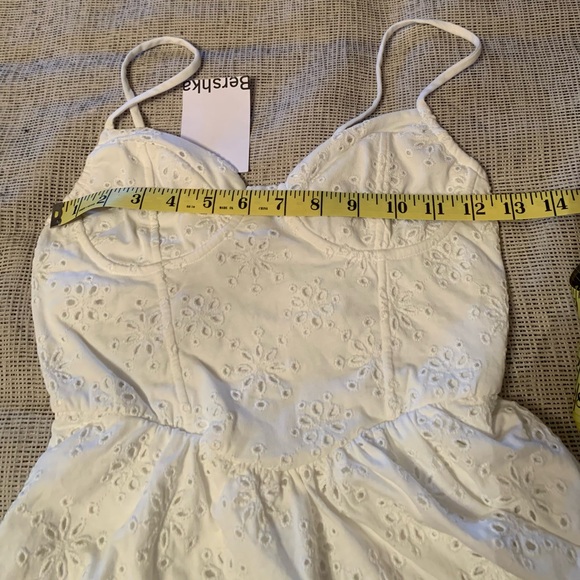 Bershka white eyelet jumper - S - Picture 4 of 10